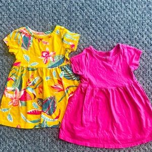 EUC Old Navy 12-18 Month 2 Dresses